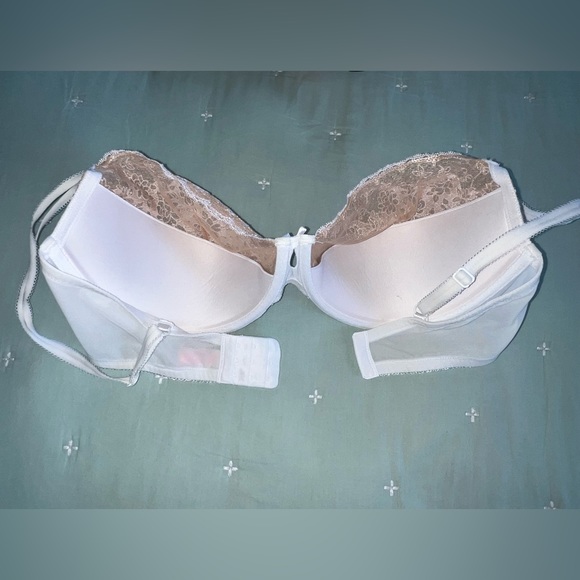 Victoria’s Secret balconette bra white/nude lace Sz 38DD - Picture 6 of 10